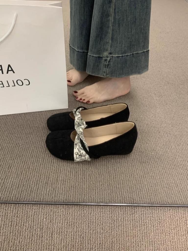 Inner Height Increase Mary Jane Shoes Women's 2025 Spring New One-word Belt Versatile Suede Platform Single Shoes Casual Doudou Shoes