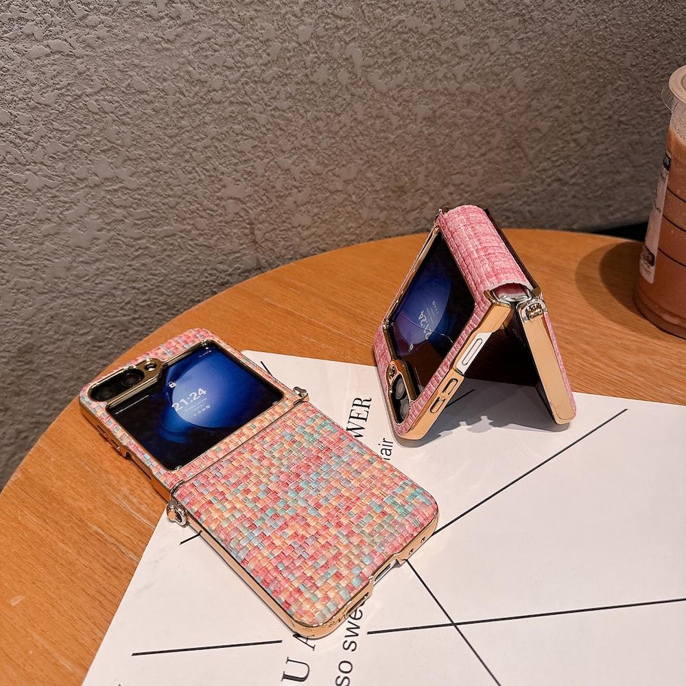 Luxury Designer Cc Stylish Knit Electroplate Shockproof Phone Case for Z Flip 3-7 Cotton Fabric