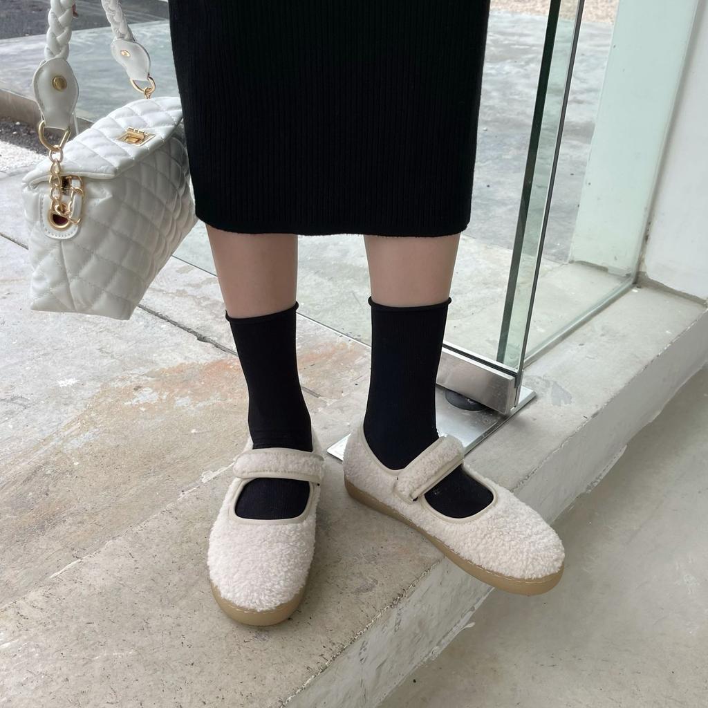 Mary Jane in montone con chiusura a strappo, scarpe basse in pelliccia da donna, scarpe invernali in cotone da donna con suola spessa, mocassini in pile caldo e peluche