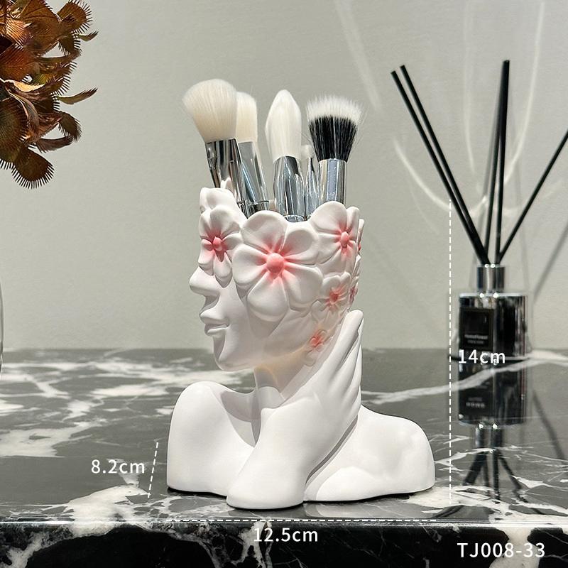 

1Pc Vinyl Figure Storage Holders Creative Human Body Art Styling Office Organizers Multifunctional Makeup Brush Holder