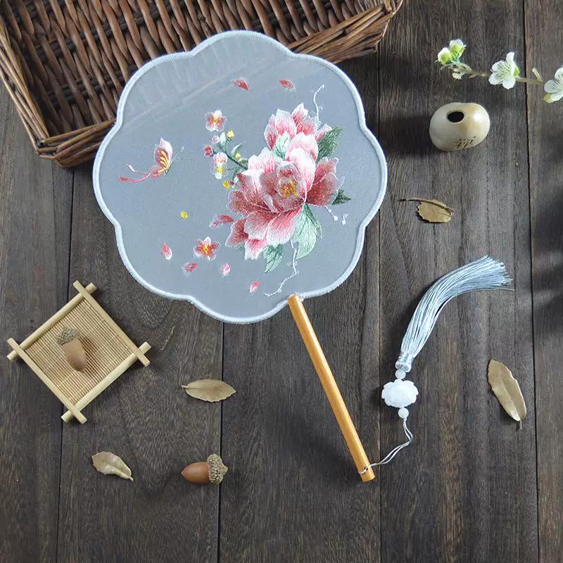 Suzhou Embroidery Round Fan, Double-Sided Embroidery, Traditional Dance Fan, Hanfu, Cheongsam, Embroidered Round Fan, Chinese Style, Photography