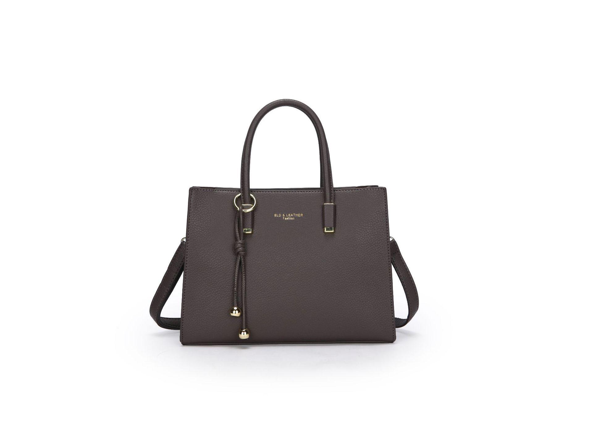 

2025 Minimalist High-Capacity Women s Shoulder Bag for Commuting One Size