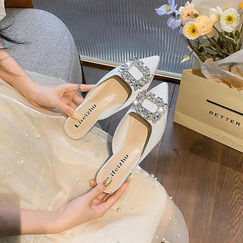 Summer New Women Shoes Rhinestone Slipper Fashion Outdoor Pointed Toe Casual Sandals Girl Heels Mules Shoes