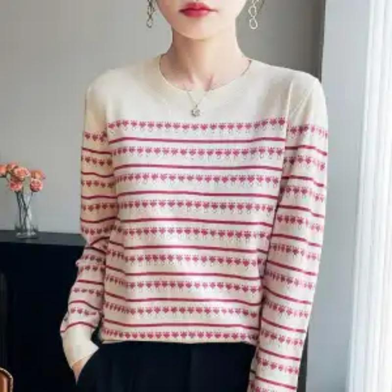 Retro Jacquard Knitted Women's Autumn Fashionable Thin Style Age-reducing Base Stripes Versatile Long-sleeved Top