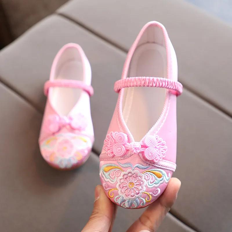 Handmade Embroidery Kids Shoes Chinese Style Cloth Surface Shoes for Girls Elegant Traditional Flower Pattern Hanfu Shoes F01173