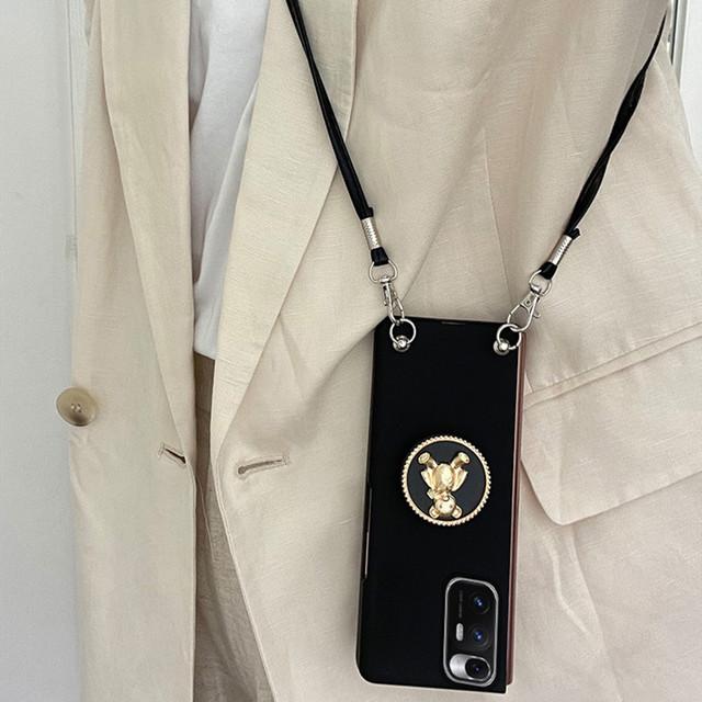 

Модный держатель-подставка с милым мультяшным медведем, черная кожа, матовый чехол с длинным ремешком для Samsung Galaxy Z Fold 3 2 4 5g For Galaxy Z Fold 2 чёрный