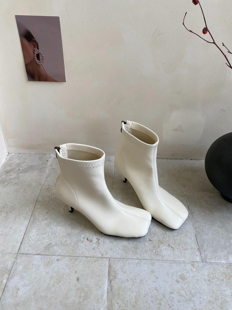 2025 autumn new square head thin heel high heel temperament thin French fashion sexy short boots