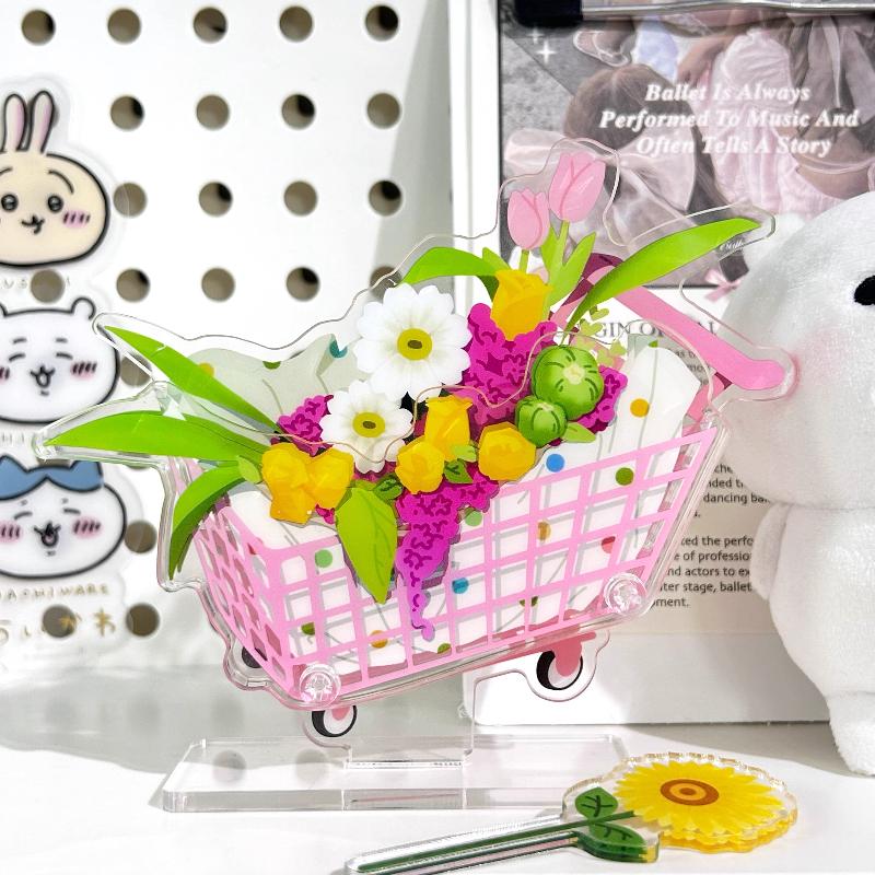 

Креативный держатель для бейджа в виде тележки для покупок, акриловый, сделай сам, аниме, для демонстрации значков, украшения комнаты, стильный подарок для друзей, 2025 новинка розовый