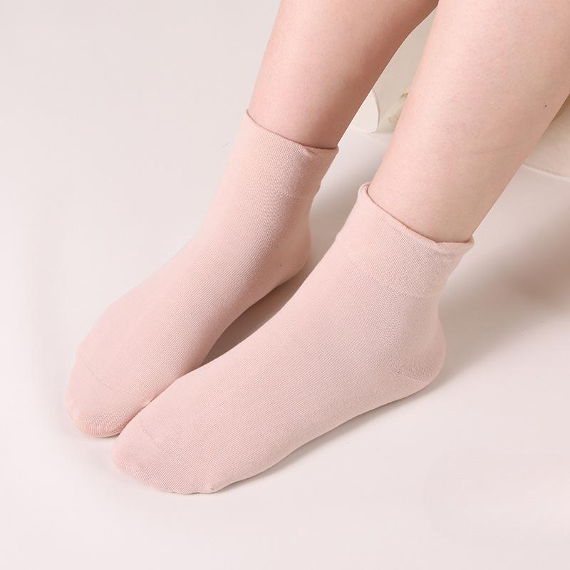 Ladies Fall New Fashion All Kinds of Loose Mouth Boneless Tube Socks