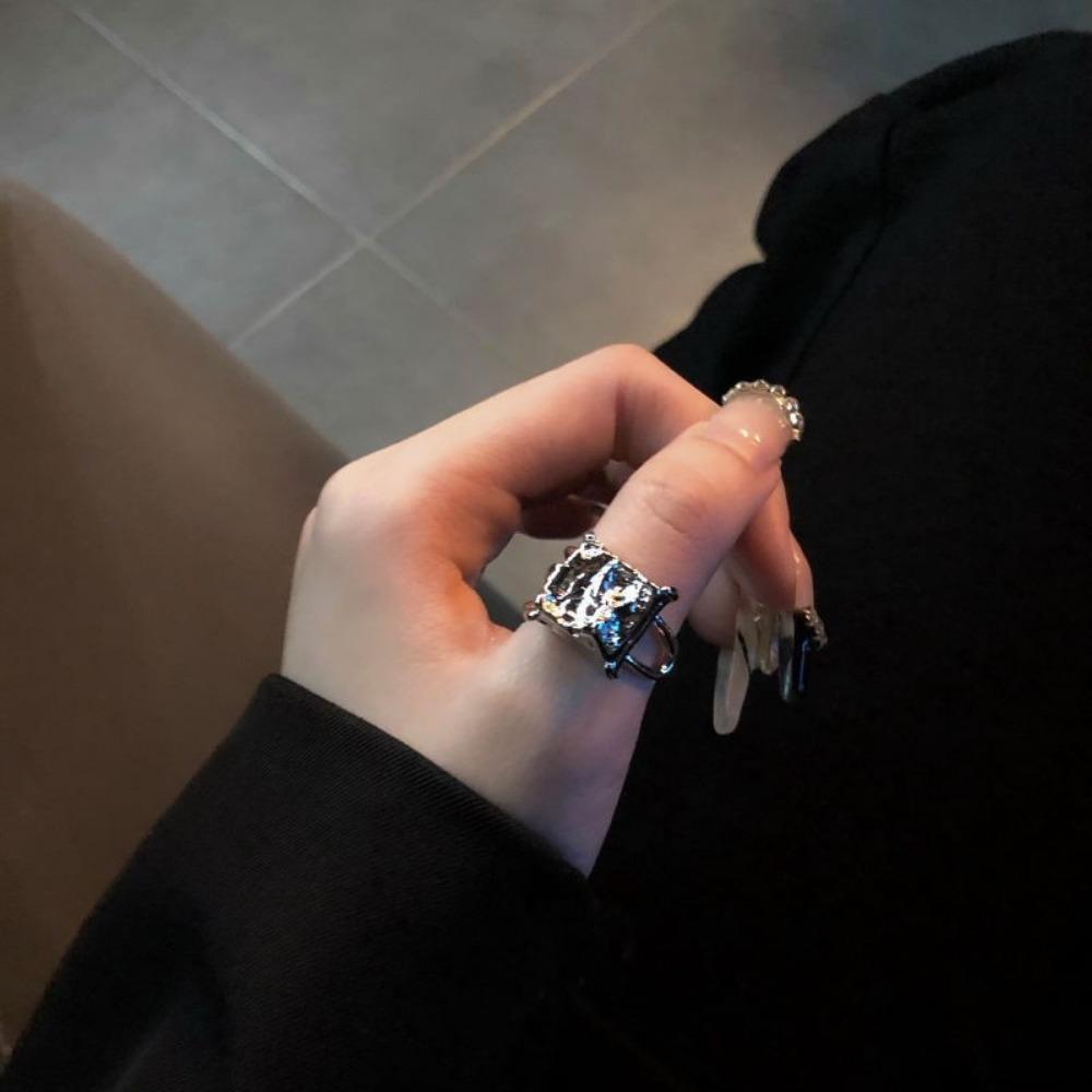 Ring Does Not Fade Niche Design Ins Opening Female High-end Sense Retro Cold Pearl Shell Versatile Irregular