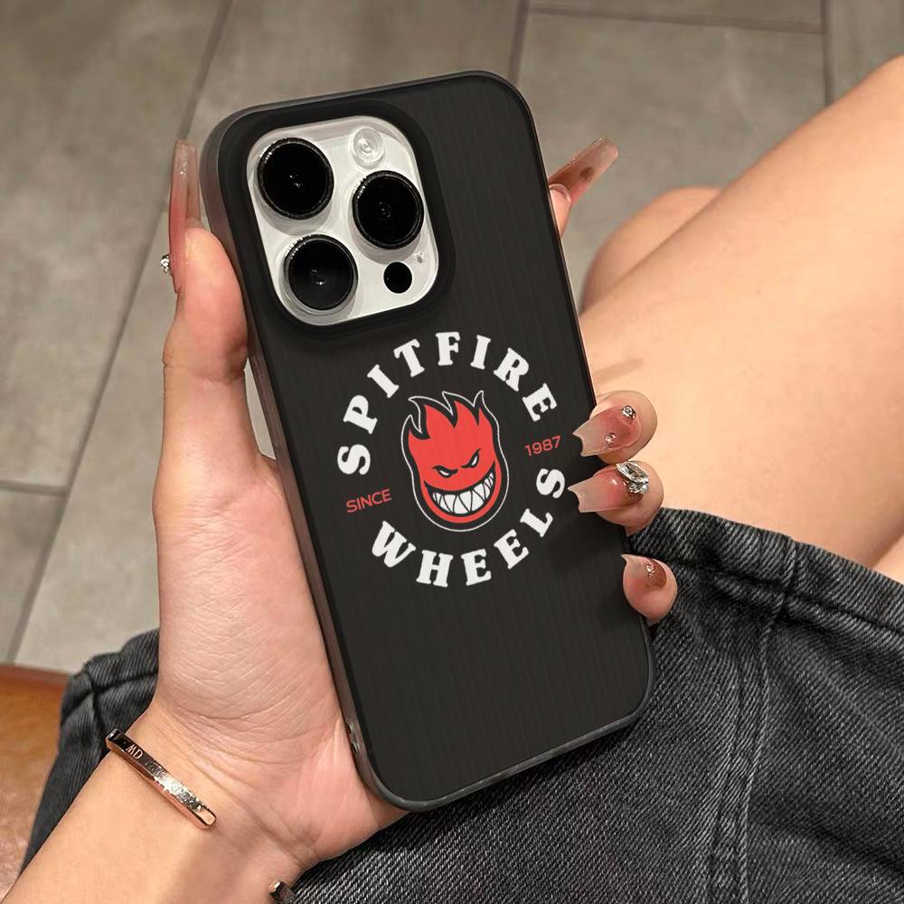 Fashion S-Spitfire Skateboard For IPhone 17 16 15 Plus Pro Max 12 14 Plus 11 13 Wave Corrugated Stripe Funda Phone Cover