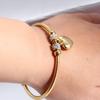 Europäisches herzförmiges Edelstahl-Armband mit Strasssteinen und gravierbarem Magnetverschluss für Damen