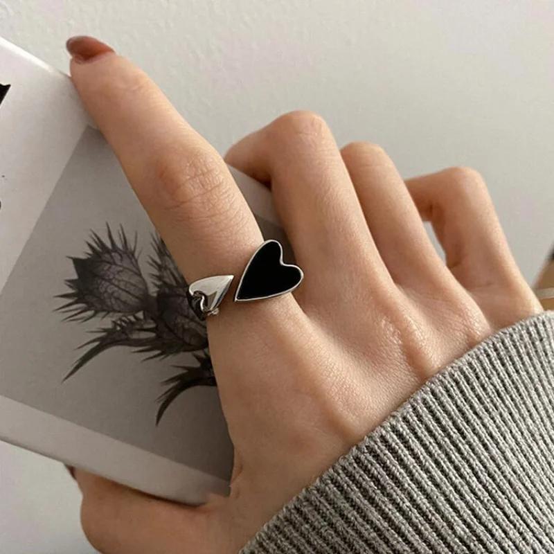 

Vintage Black Enamel Love Heart Couple Ring for Men Women Personality Adjustable Opening Stainless Steel Ring Zircon Accessory resizable
