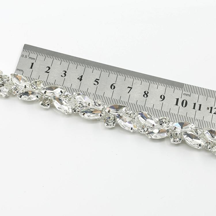 Wonderful Design Rhinestone Flower Chain Trim Sew on Horse Eye Crystal Glass Ribbon Applique Trim Sew on Clothes Bag Accessories