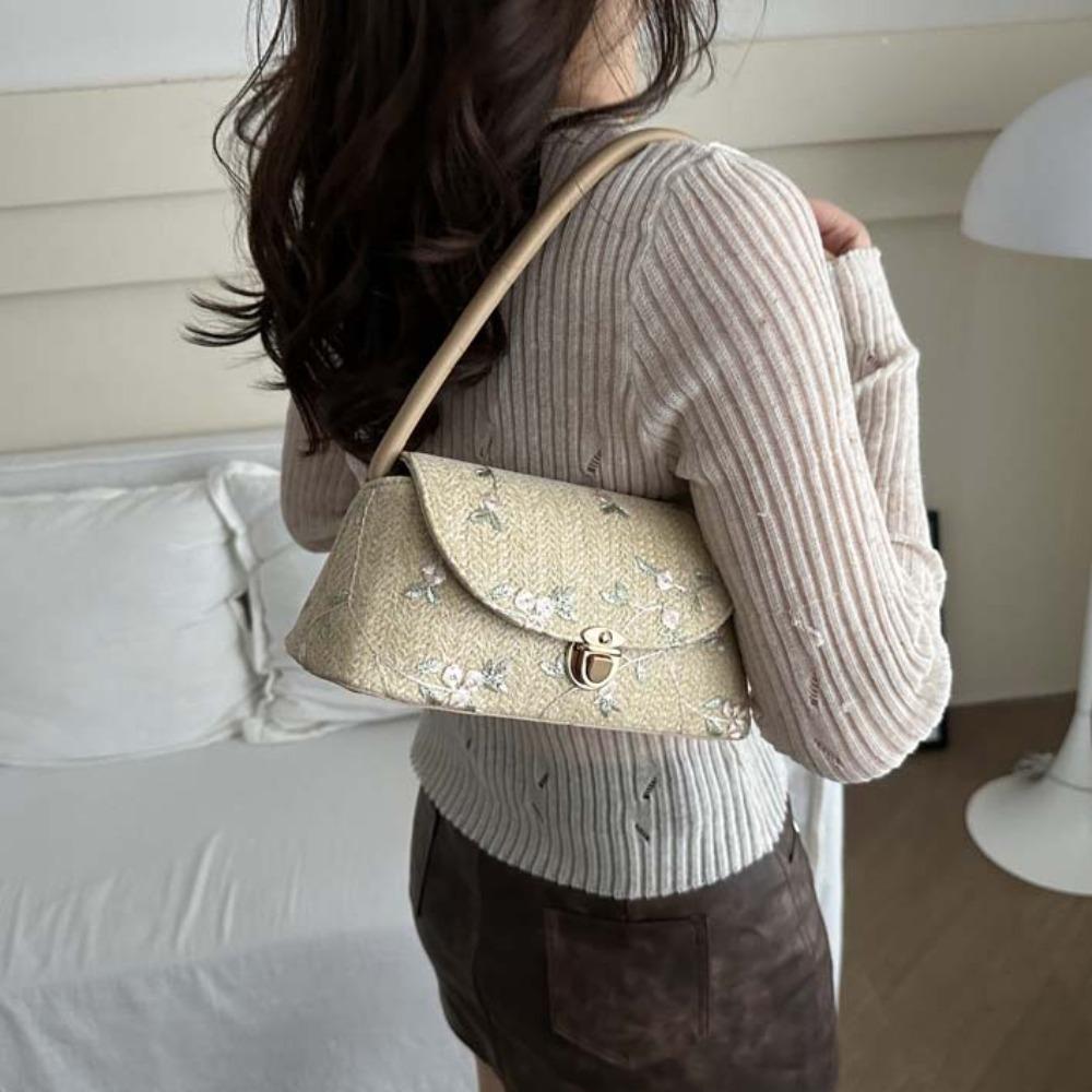 Elegant Grass Woven Shoulder Bag Large Capacity Handbag Flip Bag Beach Straw Hobo Daily