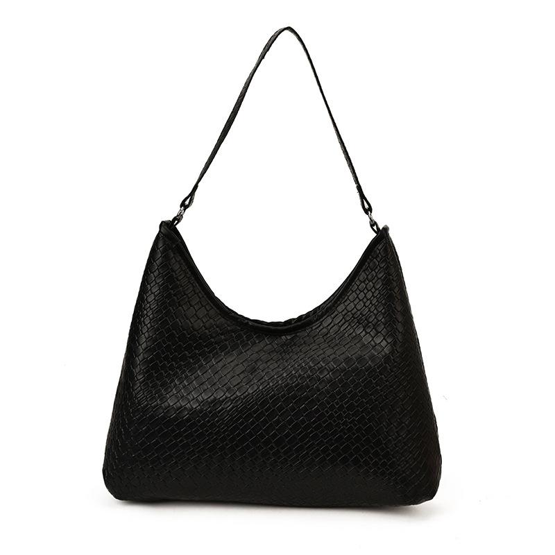 Woven Simple Bucket Bag, New Fashionable Large-capacity Shoulder Bag, Niche Personalized Underarm Bag