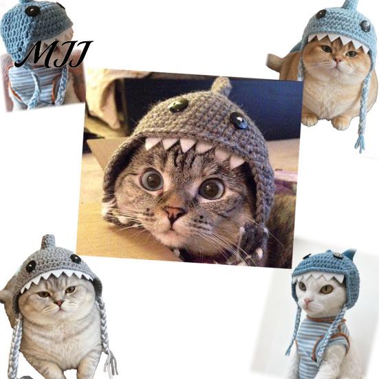 Cute Knitted Pet Cap Funny Shark Cat Hat, Crocheted Hat with Braided Soft Yarn Accessories Straps, for Cats Small Dogs Lightweight Puppy