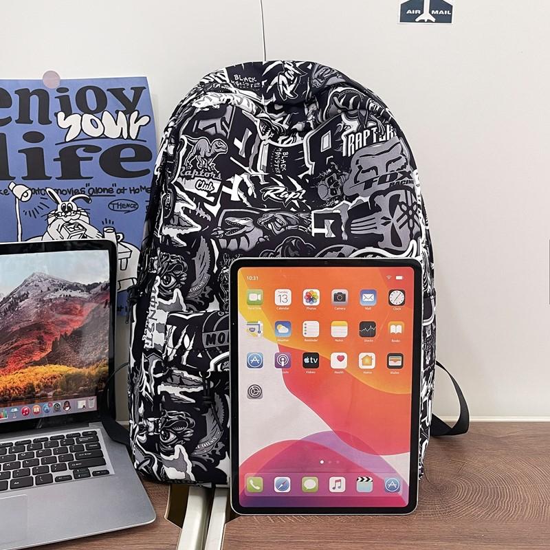 Middle School Students' Large Capacity School Bag Unisex Waterproof Backpack Graffiti Print Backpack