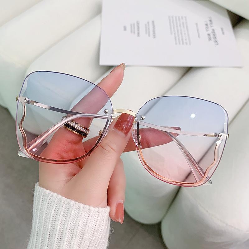 

New Women S Frameless Cut Edge Sunglasses Fashion Cool Women Photography Butterfly Shaped Eyeglasses Uv400 Eyewear 1PC