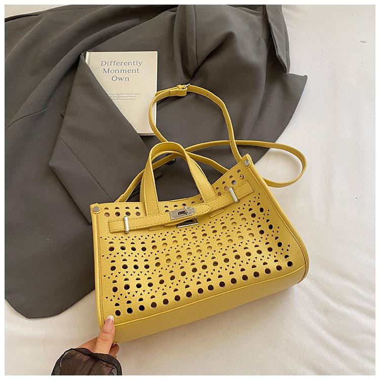 

2025 Summer Simple Solid Color Travel Portable Makeup High-End Large-capacity Handbag Niche One-Shoulder Crossbody Bag жёлтый