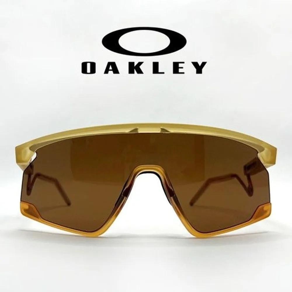 

Baxter Metal OO9237-0639 (BXTR METAL9237-06) Prisme Bronze Cycling Goggles doesn t exist