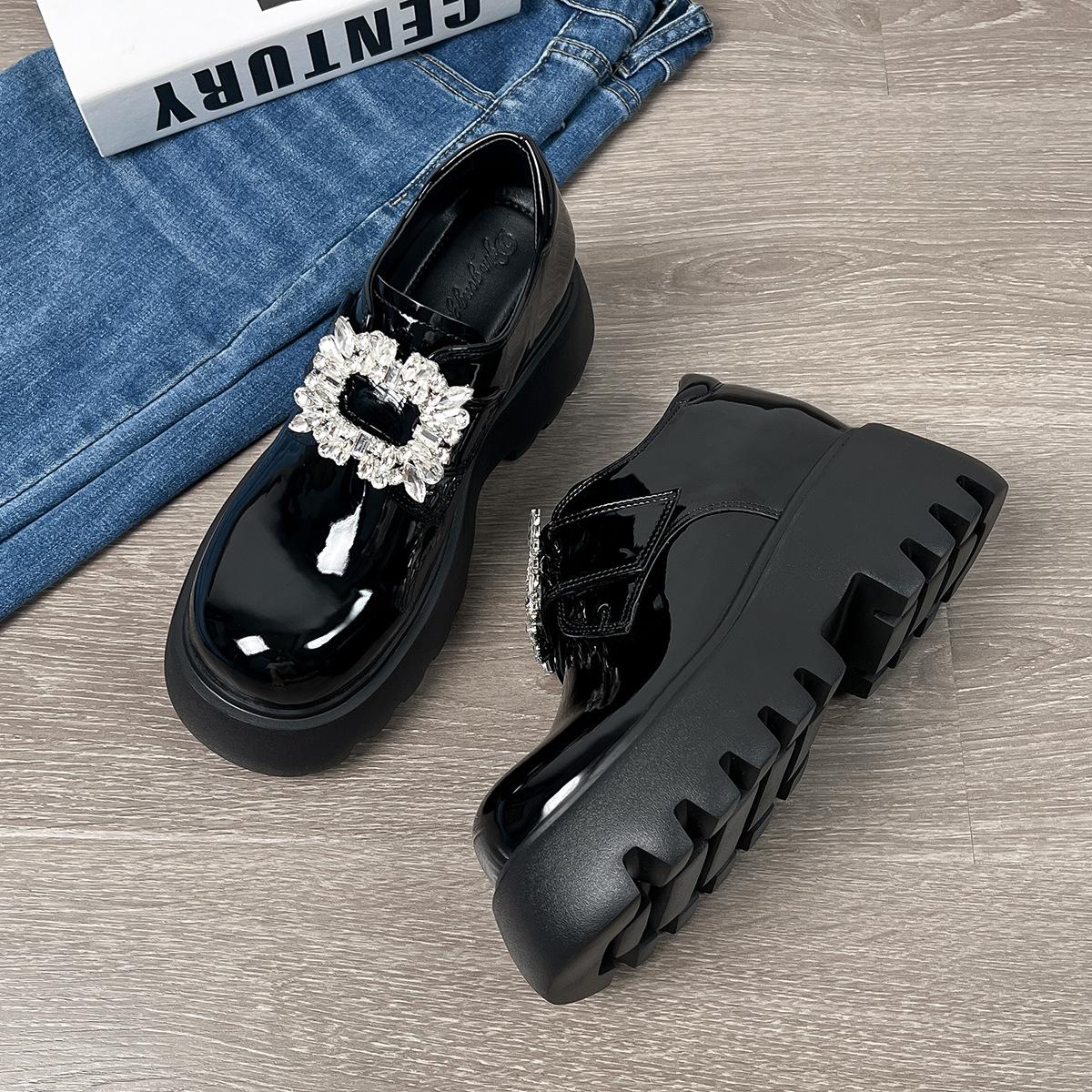 

Loafers women s patent leather rhinestone platform shoes 2025 spring new black inner increase · high British style small leather shoes 38 чёрный