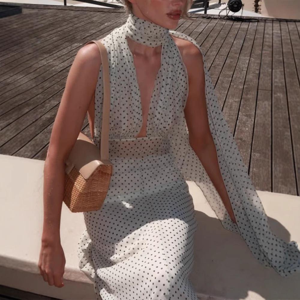2026 Spring and Summer New Deep V Halter Polka Dot Neck Temperament Long Dress Banquet Fashion Slim Dress