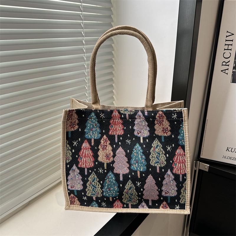 Chic Vintage Tote Bag For Women With Spacious Interior In Trendy Spring Colors