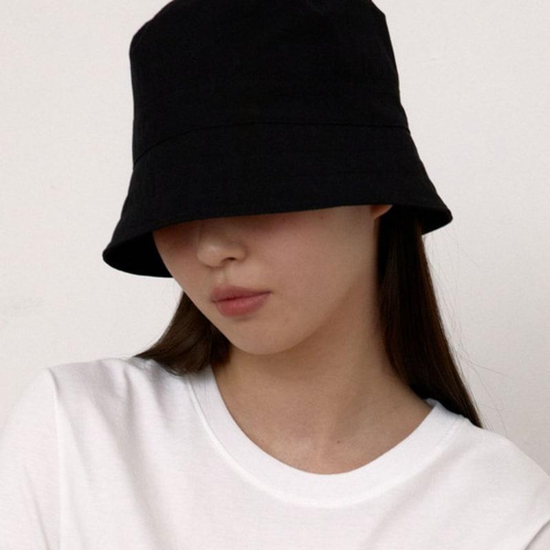 38comeoncommon Cotton Bucket Hat (Black)