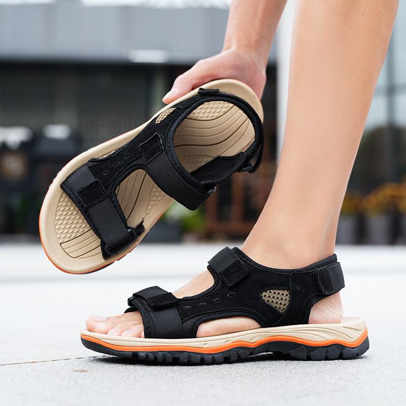 Summer new sandals men's outdoor travel beach shoes casual leather soft sole non-slip sandals