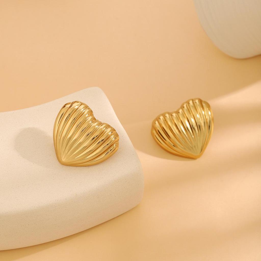 High-End Metal Heart Butterfly Flower Earrings with Exaggerated Pleated Texture