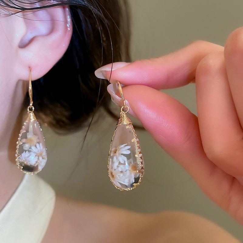 Elegant Resin Flower Water Drop Earrings: Chic Hook Design for Women