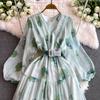 Herbst Vintage Frauen Floral Bedruckte Patchwork Lange Kleid Elegante V-ausschnitt Puff Ärmel Aushöhlen Saum Urlaub Strand Vestidos Neue