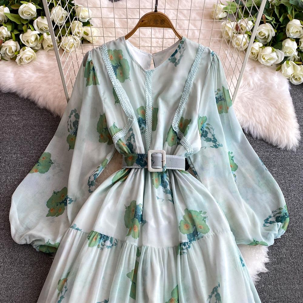 Осеннее винтажное женское длинное платье в стиле пэчворк с цветочным принтом — фото 19