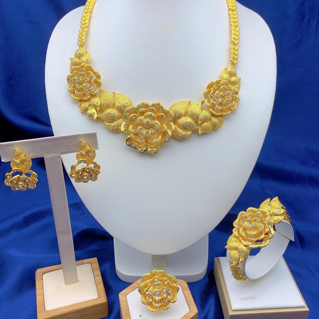 Dubai 24 Ayar Altın Gelin Takı Seti: Kolye, Yüzük, Küpeler, Bilezik