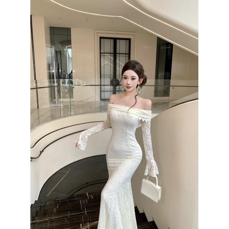 French One-word Shoulder Lace Dress Women's Autumn and Winter High-end Waist-wrapped Hip Dress Dress Dress Long Dress