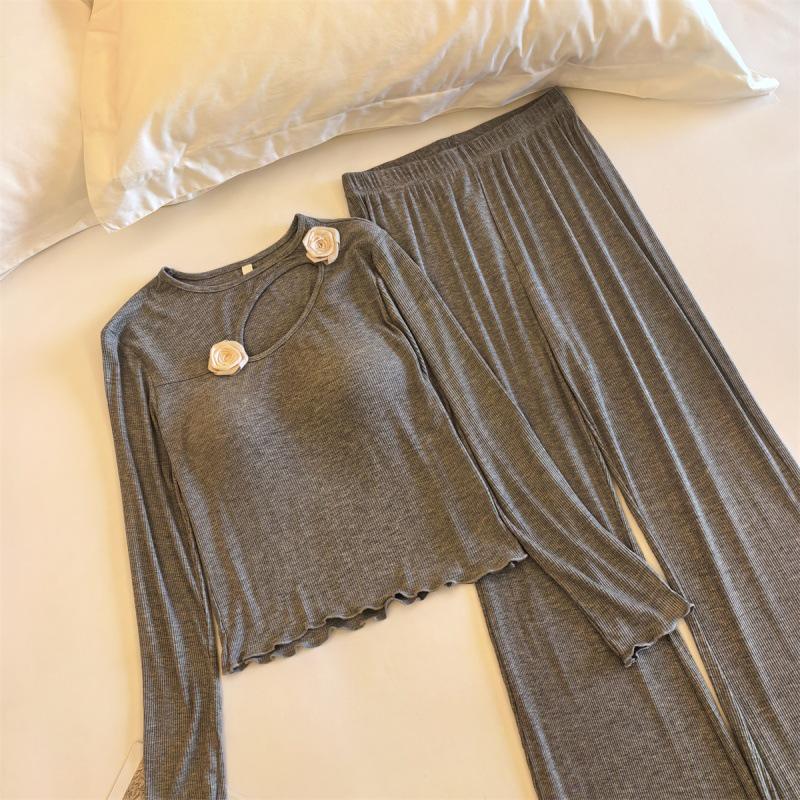 High-End Korean Spring & Autumn Women's Modal Cotton Home Wear Set with Rose Design and Chest Pad