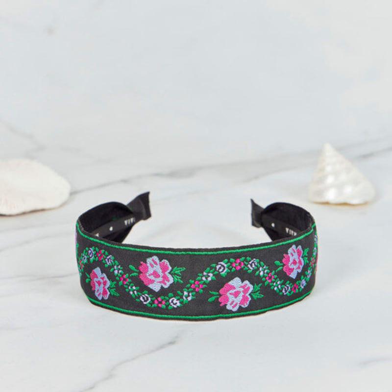 

MAIA Жаккардовая повязка на голову с жемчужными цветами A - Минха-хён Зеленый Minjahyeong Green