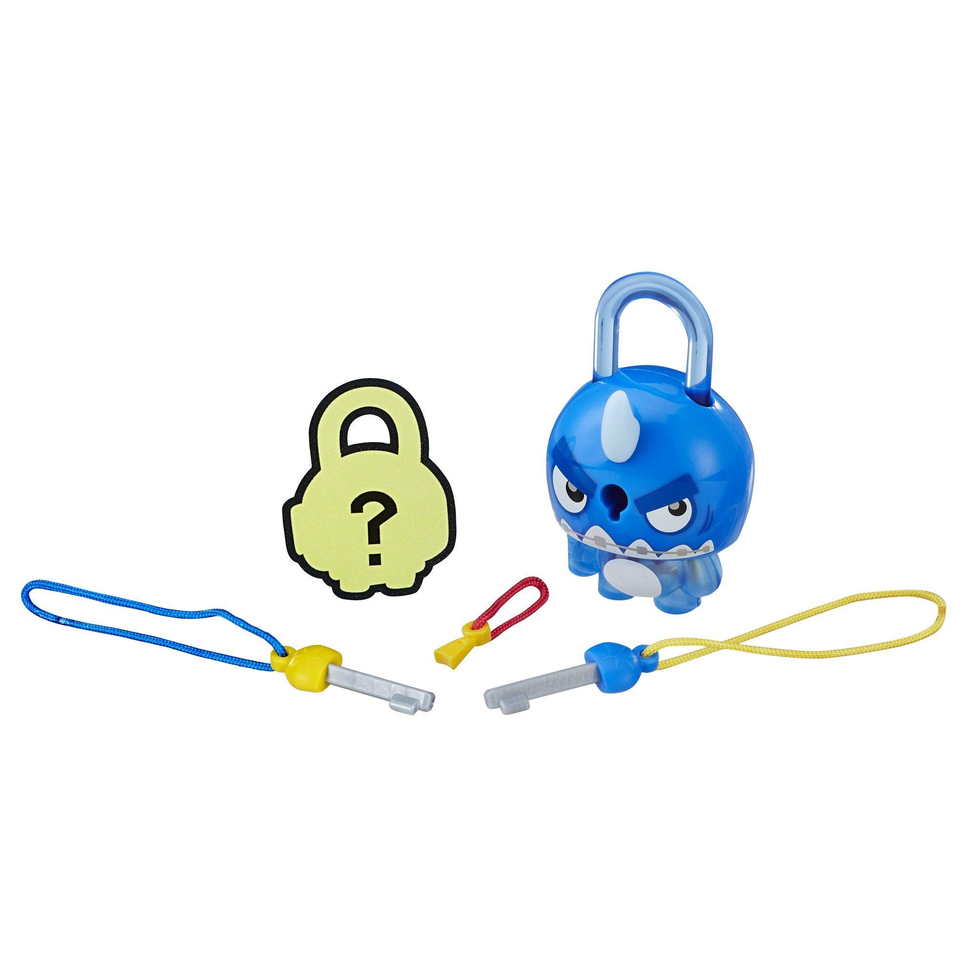

Hasbro Lock Stars Акула