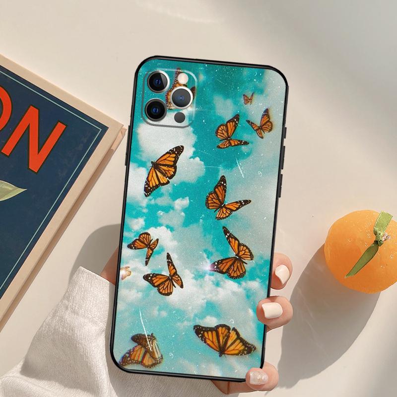 Cute Aesthetic Butterfly Funda Case For iPhone 16 15 14 Pro Max 11 12 13 Pro Max Mini XR 16 15 Plus 16e Phone Cover