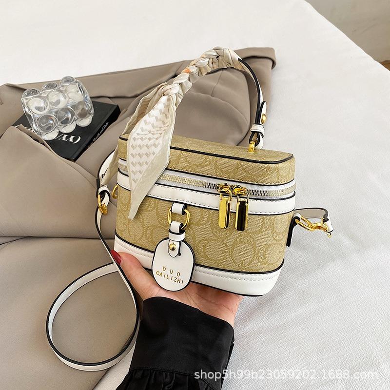 Premium Texture Box Bag Women's Spring and Summer New Women's Fashion Printed Versatile Shoulder Messenger Bag