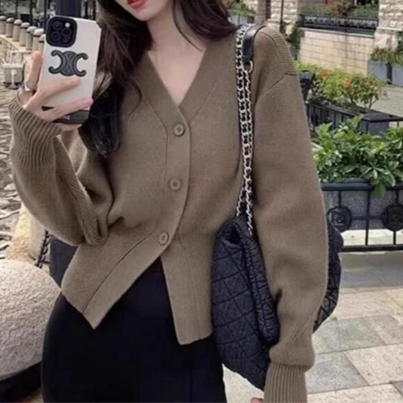 

Французский Мягкий Белый Кардиган Вязаный с V-образным Вырезом Дизайн Осень-Зима Ленивый Стиль Подчеркивающий Талию Укороченный Свитер One Size коричневый