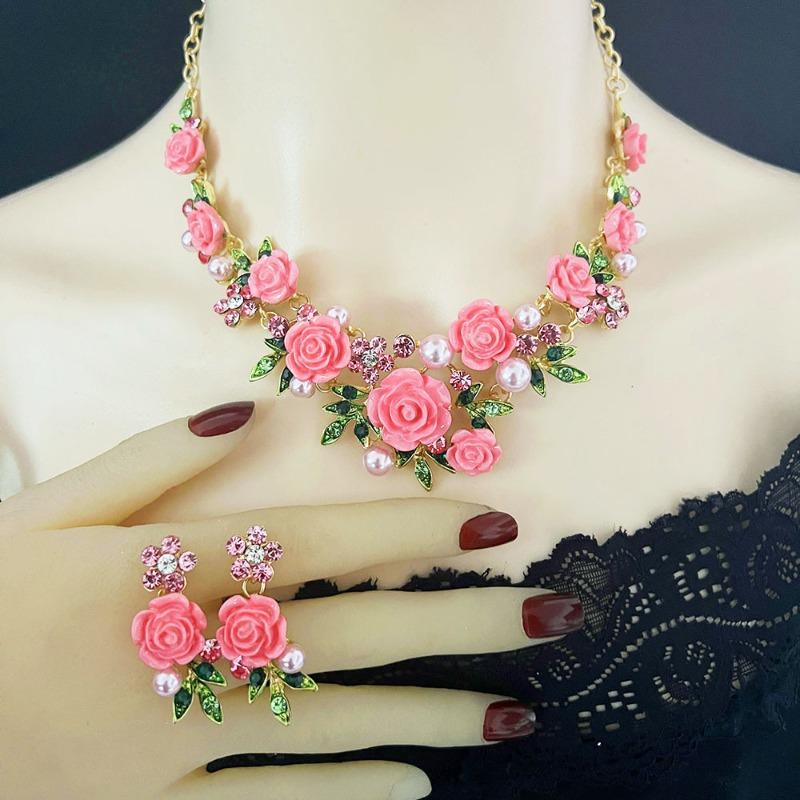 Umweltfreundliches Full-Diamond-Kamille-Halsketten-Armband-Ohrringe-Set Hof-Leicht-Luxus-Kleid Nische Perlen-Schlüsselbein-Ketten-Accessoires