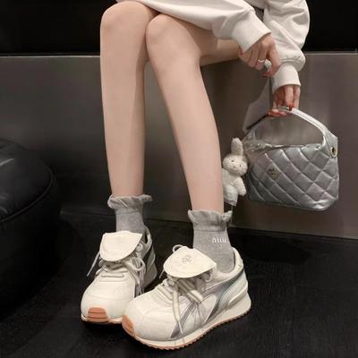 Thick-soled Flip-top German Training Shoes Women's 2025 New Fashion Versatile Height Increase Display Comfortable and Lightweight Casual Sports Shoes