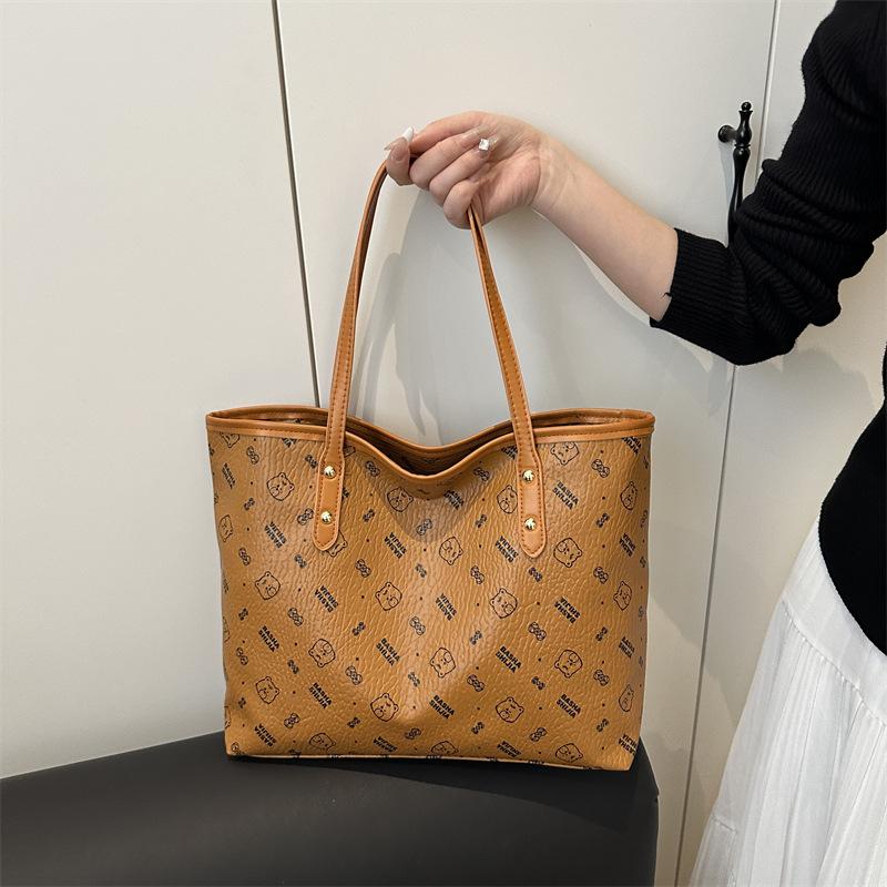 

Повседневная корейская версия модной сумки-тоут большой вместимости, женская, текстурная, высококачественная, универсальная, новая, персонализированная студенческая сумка на плечо коричневый