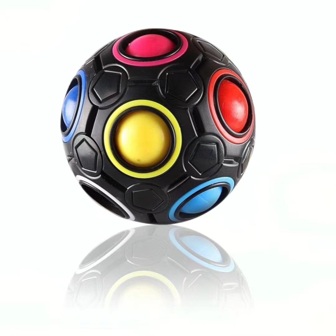 

Навчальний футбол 12-лункова іграшка для зняття стресу: Магічний райдужний кубик