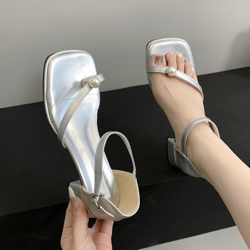 Square head pearl one-word buckle with thick heel sandals women's 2025 summer versatile toe shoes