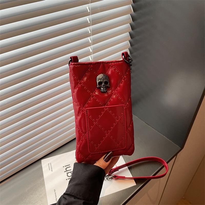 Borsa per Cellulare Teschio da Donna a Rombetti con Catena a Spalla Crossbody