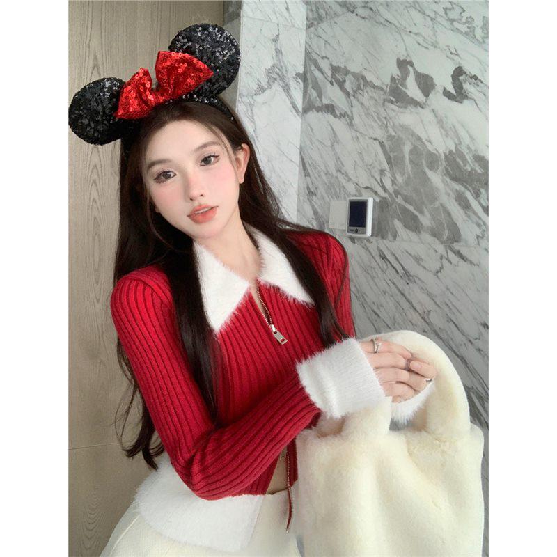 

Женский черный короткий вязаный кардиган с воротником поло, пушистым воротником и молнией - Приталенный свитер на осень/зиму One Size красный