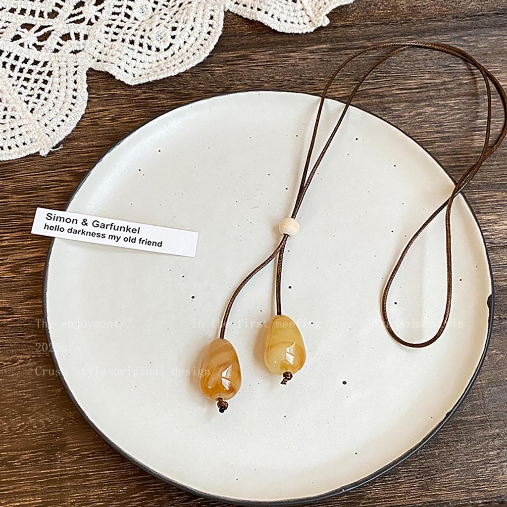 Ethnic Gradient Acrylic Water Drop Pendant Necklace - Light Luxury Adjustable Clavicle Chain for Women